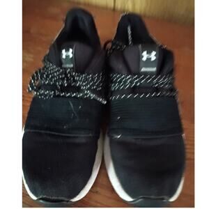 Under Armour Charged Breathe Lace Sneakers Black Training Shoes Womens 7.5